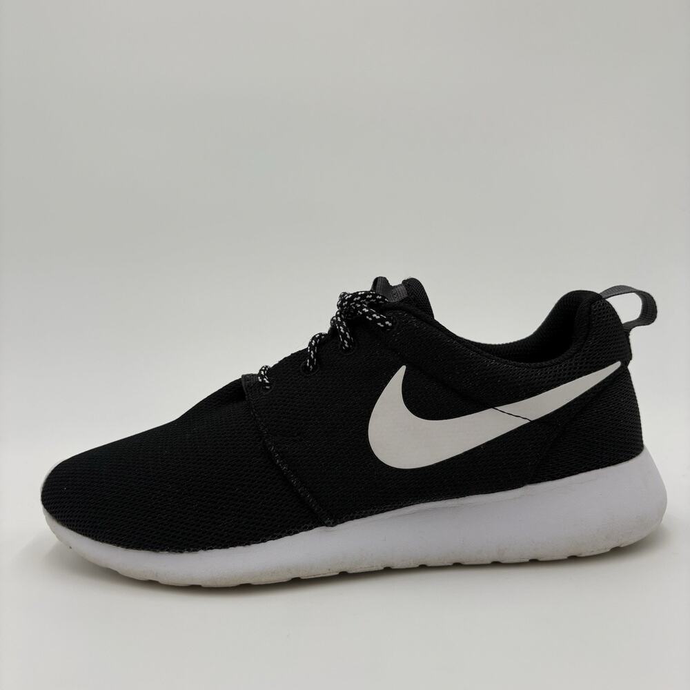 Nike Womens Roshe One 844994-002 Black Running Shoes Sneakers Size 7.5